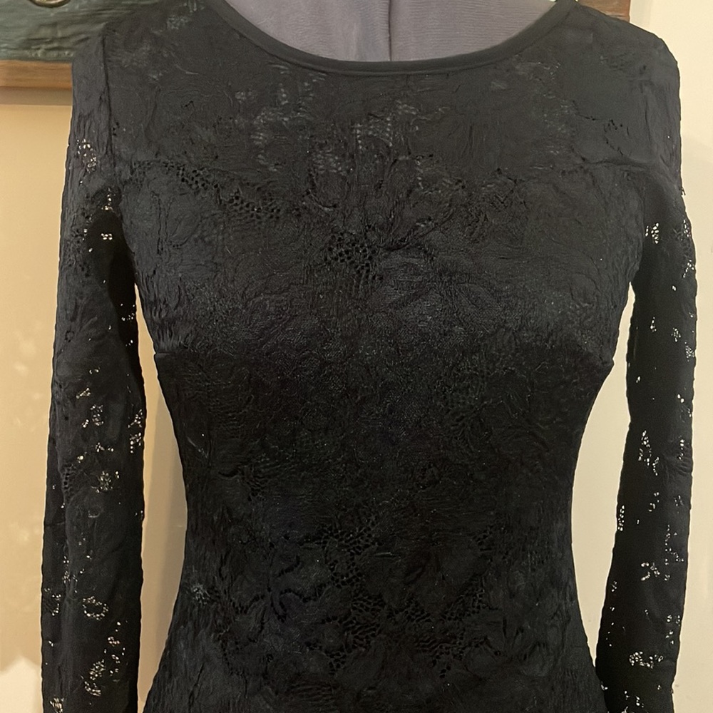 2/$18 Fashion Magazine Black Lace Long Sleeved Top Size Small